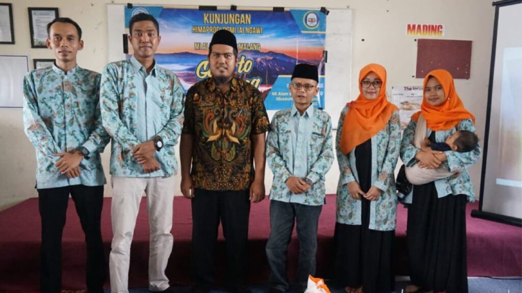 Kunjungan HIMA Prodi PGMI IAI Ngawi ke MI Alam Baipas Malang: Menggali Inovasi Pendidikan Berbasis Al-Qur’an