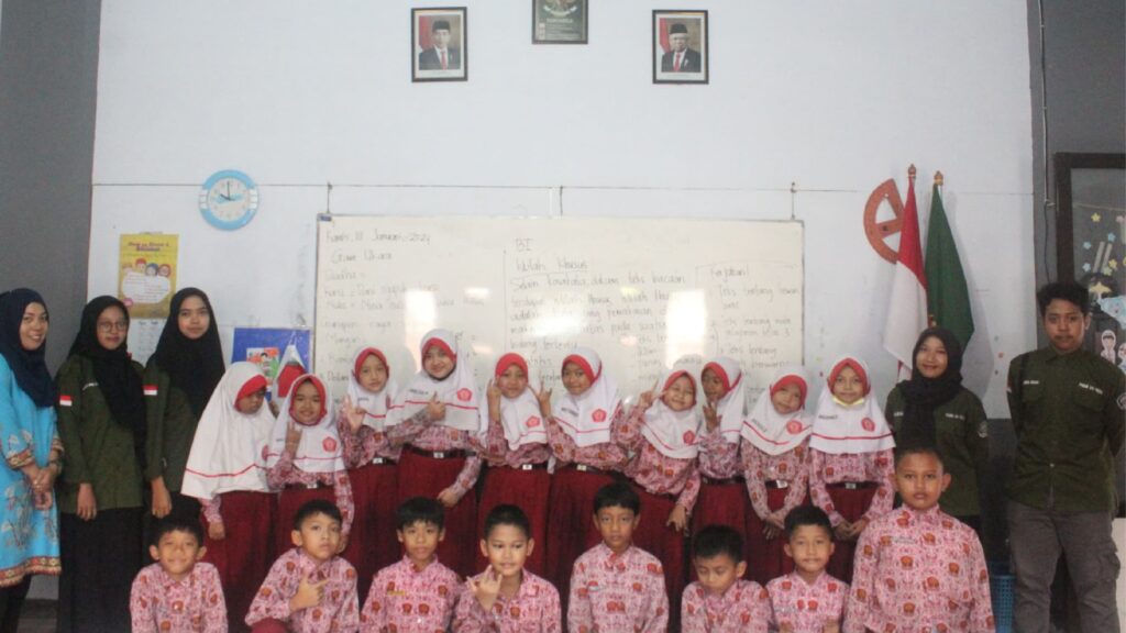 Kunjungan HMPS Prodi PGMI IAI Ngawi ke SD Muhammadiyah 08 Dau: Solidaritas dan Potensi Pendidikan Inovatif